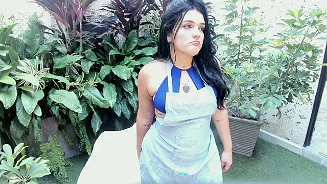 Snapshot of Maddysex_ chatting on 09/28/25, 11:48 Maddysex online show from 09/28/25, 11:48