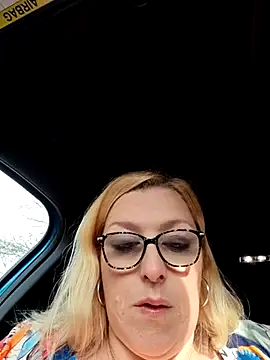 Snapshot of winniess40 chatting on 03/02/25, 09:10 winniess40 online show from 03/02/25, 09:10