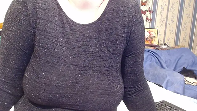 Snapshot of AMARILLIS chatting on 11/19/25, 10:43 AMARILLIS online show from 11/19/25, 10:43