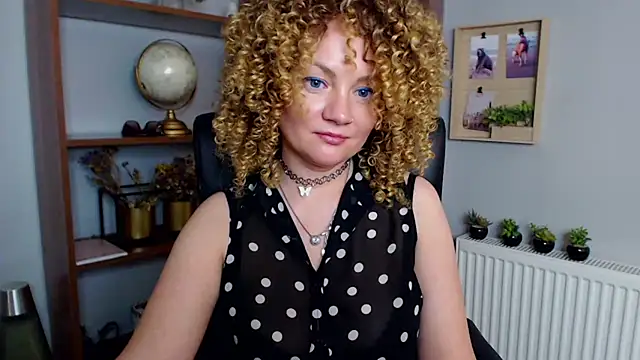 Snapshot of KayaMagic chatting on 03/20/25, 06:31 KayaMagic online show from 03/20/25, 06:31