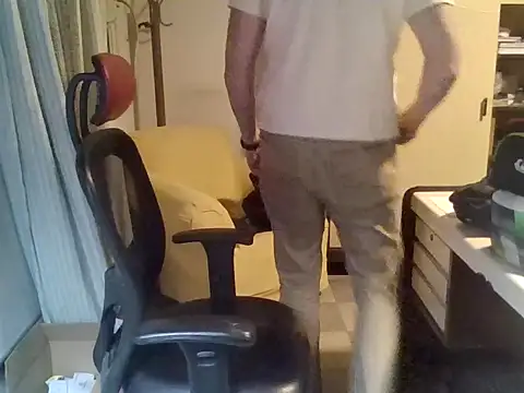 mariohurt101 online show from 10/25/25, 03:29