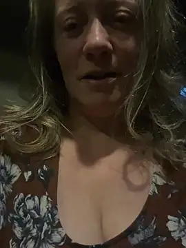 Snapshot of CravingControl chatting on 02/25/25, 01:20 CravingControl online show from 02/25/25, 01:20