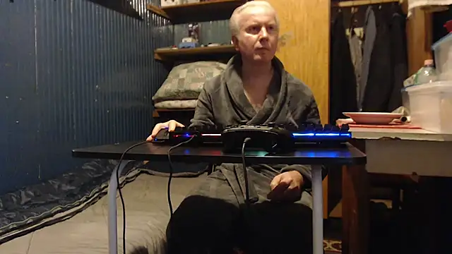 Snapshot of Vgy67Z95 chatting on 02/01/25, 05:37 Vgy67Z95 online show from 02/01/25, 05:37