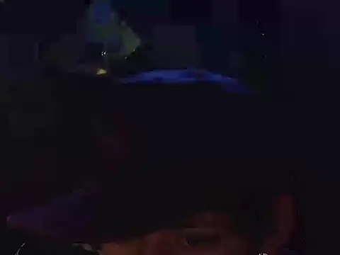 Snapshot of yefersonsijajaj chatting on 10/30/25, 05:31 yefersonsijajaj online show from 10/30/25, 05:31