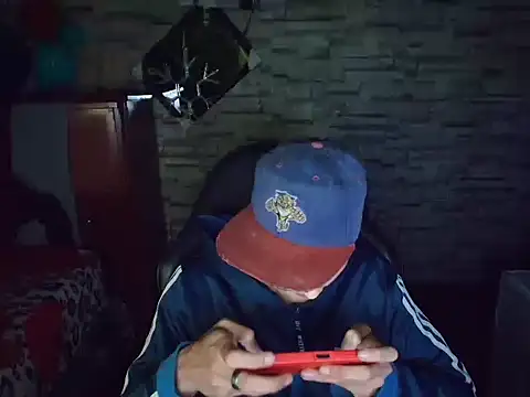 Snapshot of yefersonsijajaj chatting on 11/22/25, 03:16 yefersonsijajaj online show from 11/22/25, 03:16