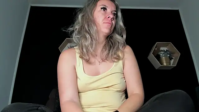 Alesys69 online show from 11/07/25, 02:22