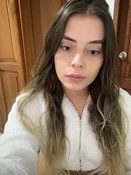 Snapshot of Miss_valeriaa chatting on 12/11/24, 12:23 Miss valeriaa online show from 12/11/24, 12:23