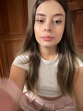 Snapshot of Miss_valeriaa chatting on 12/28/24, 04:30 Miss valeriaa online show from 12/28/24, 04:30