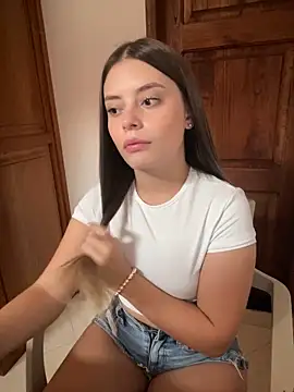 Snapshot of Miss_valeriaa chatting on 01/22/25, 08:17 Miss valeriaa online show from 01/22/25, 08:17