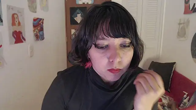Snapshot of soynanabela28 chatting on 09/11/25, 11:49 soynanabela28 online show from 09/11/25, 11:49