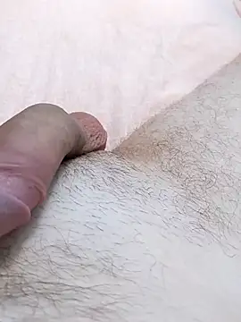 Snapshot of BetterStorage chatting on 11/27/25, 05:26 BetterStorage online show from 11/27/25, 05:26