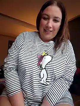 Snapshot of Canadian_BBW chatting on 12/11/24, 08:18 Canadian BBW online show from 12/11/24, 08:18