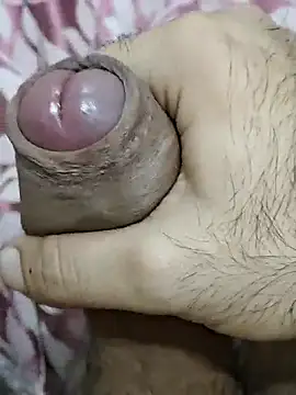 Snapshot of rockkyy9 chatting on 11/14/25, 03:16 rockkyy9 online show from 11/14/25, 03:16