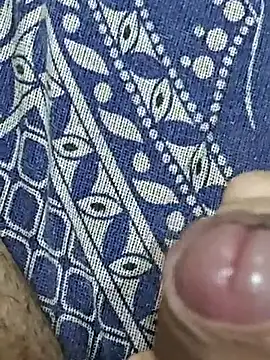 Snapshot of rockkyy9 chatting on 11/16/25, 05:29 rockkyy9 online show from 11/16/25, 05:29