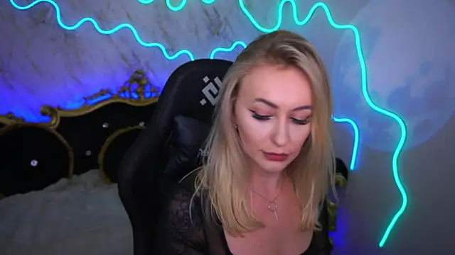 GraceCandy online show from 03/19/25, 12:15