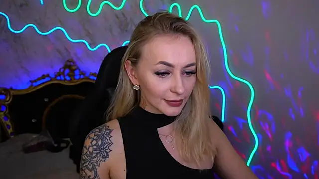 GraceCandy online show from 03/23/25, 12:15