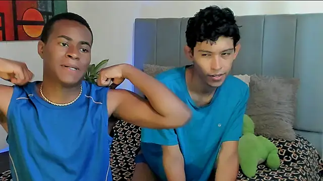 CrissBrownxxx online show from 10/18/25, 07:03