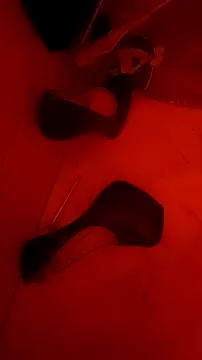 Snapshot of Misspadrona88 chatting on 10/05/25, 10:51 Misspadrona88 online show from 10/05/25, 10:51