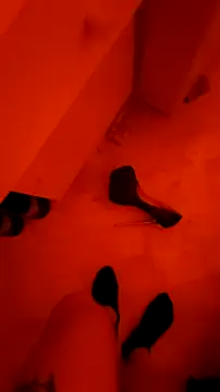 Snapshot of Misspadrona88 chatting on 10/08/25, 09:23 Misspadrona88 online show from 10/08/25, 09:23