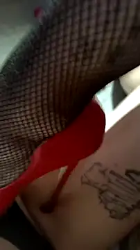 Snapshot of Misspadrona88 chatting on 10/23/25, 10:47 Misspadrona88 online show from 10/23/25, 10:47