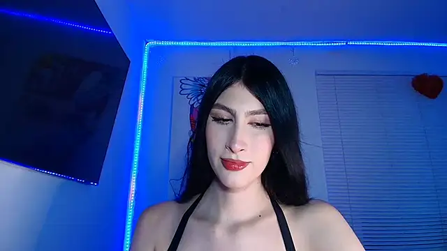 Snapshot of valeria_gonzales_ chatting on 10/19/25, 12:22 valeria gonzales online show from 10/19/25, 12:22