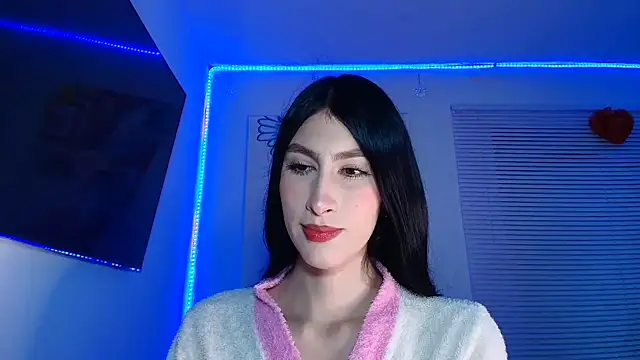 Snapshot of valeria_gonzales_ chatting on 10/20/25, 12:33 valeria gonzales online show from 10/20/25, 12:33