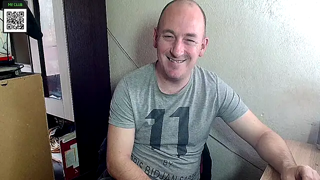 Snapshot of Johan___Barker chatting on 02/23/25, 12:16 Johan Barker online show from 02/23/25, 12:16