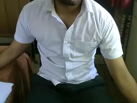 aloneboy1996 online show from 02/13/25, 07:03