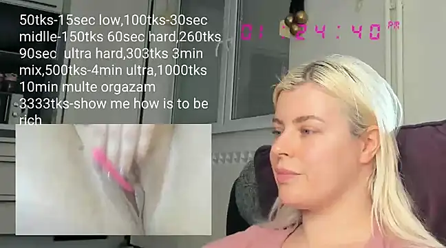 Snapshot of queenofthenighttt chatting on 02/20/25, 12:25 queenofthenighttt online show from 02/20/25, 12:25