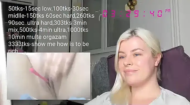Snapshot of queenofthenighttt chatting on 02/22/25, 02:30 queenofthenighttt online show from 02/22/25, 02:30