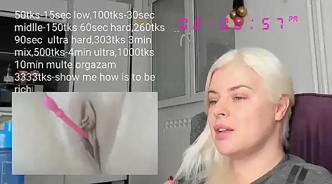 Snapshot of queenofthenighttt chatting on 02/26/25, 01:08 queenofthenighttt online show from 02/26/25, 01:08