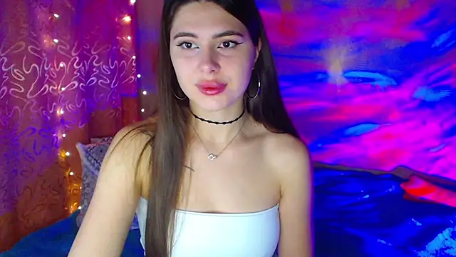 ViollinaLove online show from 10/18/25, 04:37