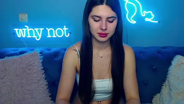 ViollinaLove online show from 11/14/25, 05:50