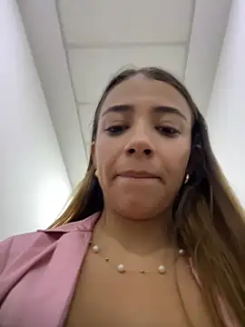 Hall 16 online show from 12/25/24, 10:37
