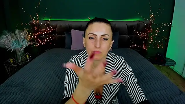 Rebecca Diamond online show from 03/16/25, 03:39