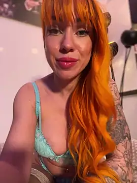 Pia July  online show from 01/29/25, 08:56