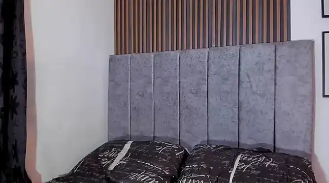 Hanna Risso online show from 12/18/24, 06:14