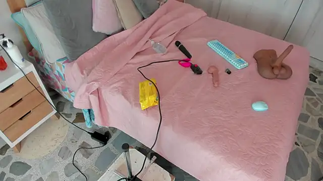 elena mature online show from 10/21/25, 07:25