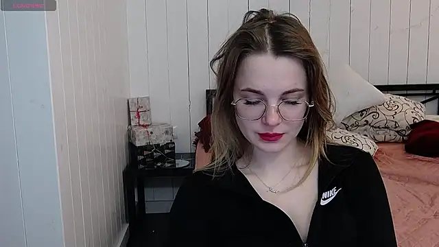 CindyJonson online show from 03/17/25, 06:29