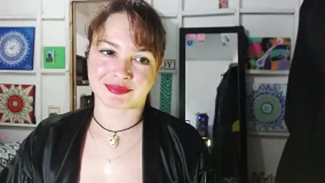 Snapshot of solamatista11 chatting on 10/08/25, 07:55 solamatista11 online show from 10/08/25, 07:55