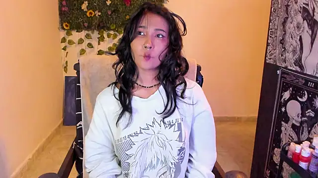 Snapshot of Mary_Rosse1 chatting on 10/22/25, 06:51 Mary Rosse1 online show from 10/22/25, 06:51