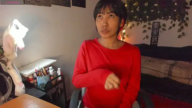 Snapshot of Mary_Rosse1 chatting on 12/01/25, 07:41 Mary Rosse1 online show from 12/01/25, 07:41