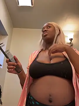 Snapshot of gypsydoll chatting on 02/14/25, 10:58 gypsydoll online show from 02/14/25, 10:58