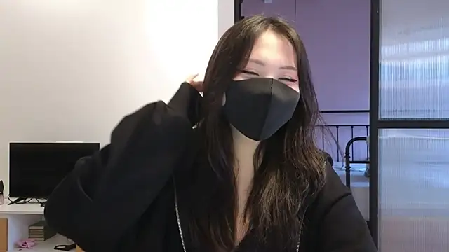 TammiLou online show from 02/13/25, 04:32