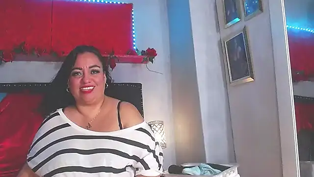 Snapshot of -helen chatting on 12/04/24, 02:31 -helen online show from 12/04/24, 02:31