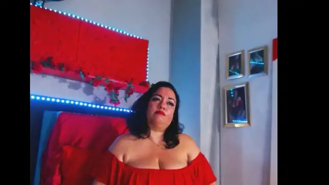 Snapshot of -helen chatting on 12/19/24, 05:29 -helen online show from 12/19/24, 05:29