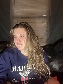 Snapshot of daddyarimm chatting on 11/14/25, 04:28 daddyarimm online show from 11/14/25, 04:28