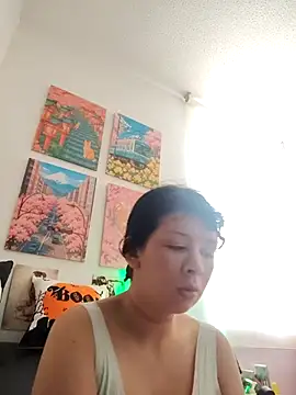 Haru Queenn online show from 10/24/25, 09:00