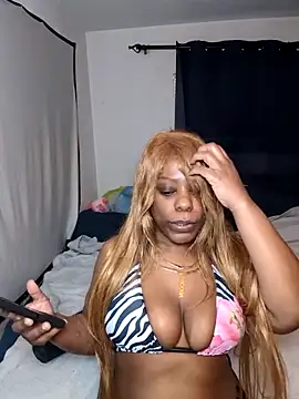 Snapshot of JadaSkyy chatting on 11/07/25, 05:24 JadaSkyy online show from 11/07/25, 05:24