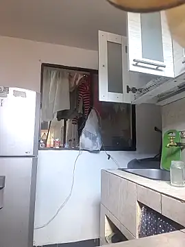 Snapshot of karlythoth@xh chatting on 10/19/25, 04:40 karlythothxh online show from 10/19/25, 04:40